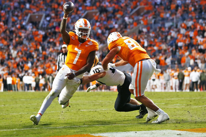#21 Tennessee Vols Football Storms Past Vanderbilt on Senior Day, 48-24. (UT Athletics)