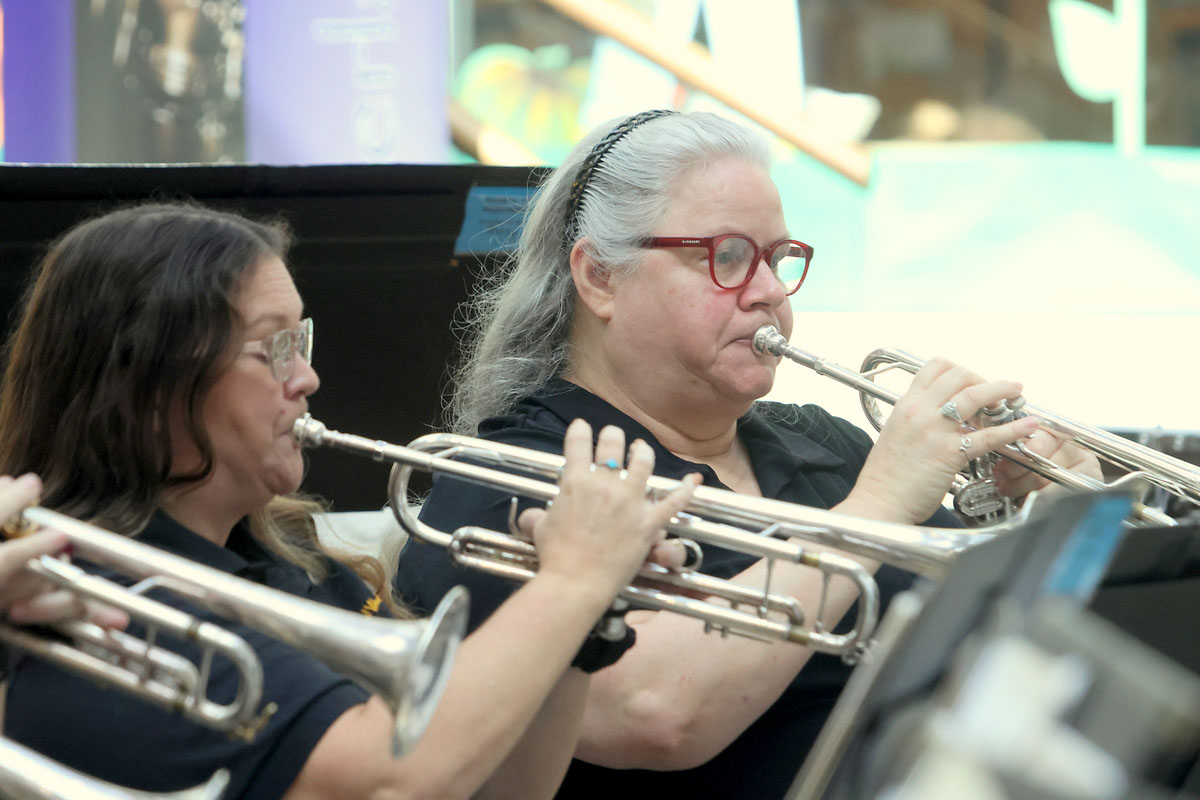 Cumberland Winds Concert Band playing at Clarksville-Montgomery County Public Library. (Clarksville Living Magazine) Cumberland Winds Concert Band playing at Clarksville-Montgomery County Public Library. (Clarksville Living Magazine)