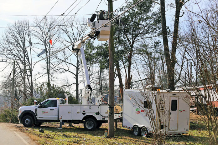 Crews continue to work on power lines and fiber in the affected areas. (CDE Lightband)