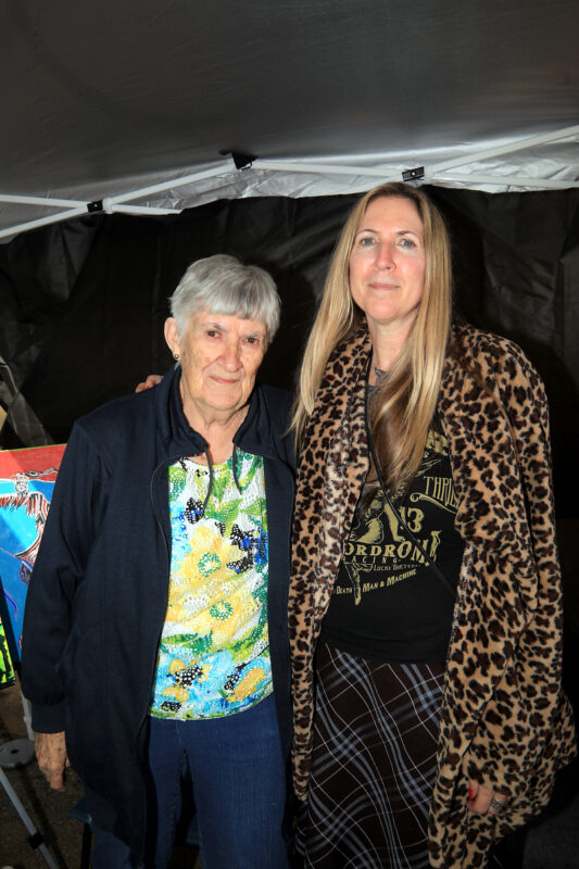 Joyce and Renee Messchaert Joyce and Renee Messchaert