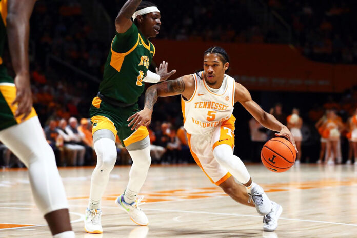 Zakai Zeigler leads #5 Tennessee Men's Basketball to 87-50 blowout of Norfolk State. (UT Athletics)