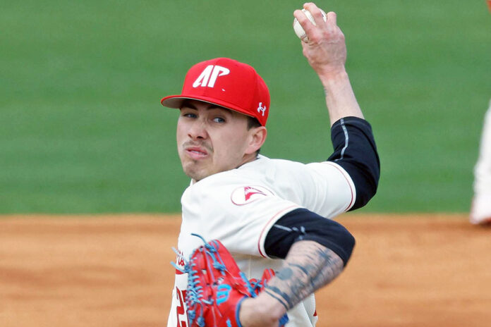 Andrew Devine Divinely Pitches Austin Peay State University Baseball to Shutout Win. (Robert Smith, Robert Smith)