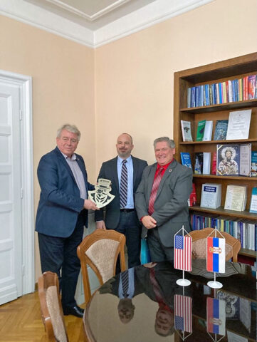 IIPE Director ?or?evi?, acting U.S. Ambassador to Serbia John Ginkel and Austin Peay State University President Licari. (APSU)