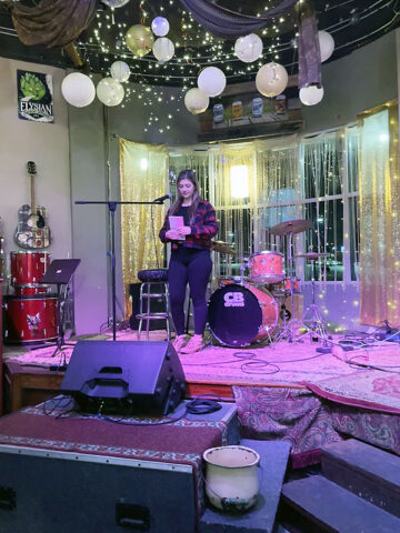 Sara Klosterman during a poetry reading. (APSU)