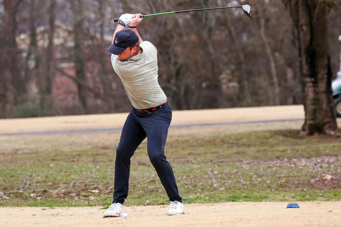 Seth Smith holes first collegiate ace, leads Ausitn Peay State University Men's Golf on first day at GCU Invitational. (Casey Crigger, APSU Sports Information)