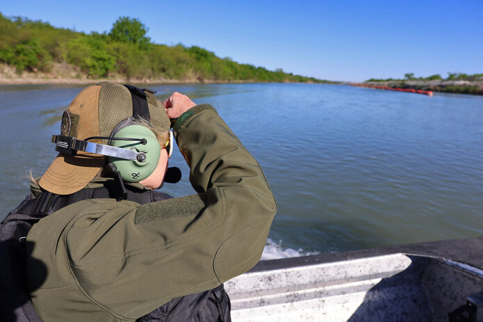 Senator Marsha Blackburn viewing buoys on Rio Grande River