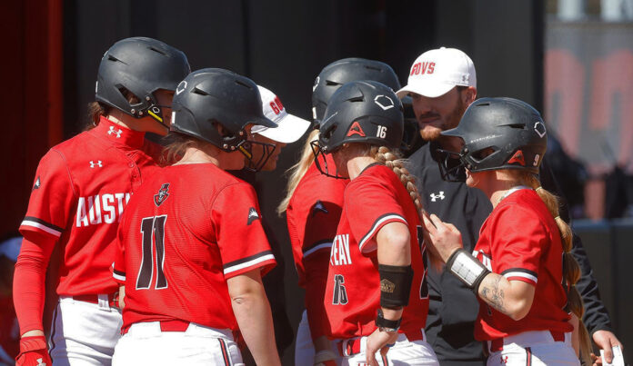 Austin Peay State University Softball host Queens to open season’s final homestand. (Robert Smith, APSU Sports Information)