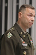 Colonel Samuel L. Preston III, Commander, Blanchfield Army Community Hospital