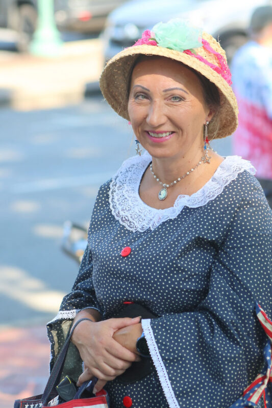 Daughter&#039;s of the American Revolution hosts annual Reading of the Declaration of Independence on the Court House steps. (Tony Centonze, Clarksville Living Magazine)