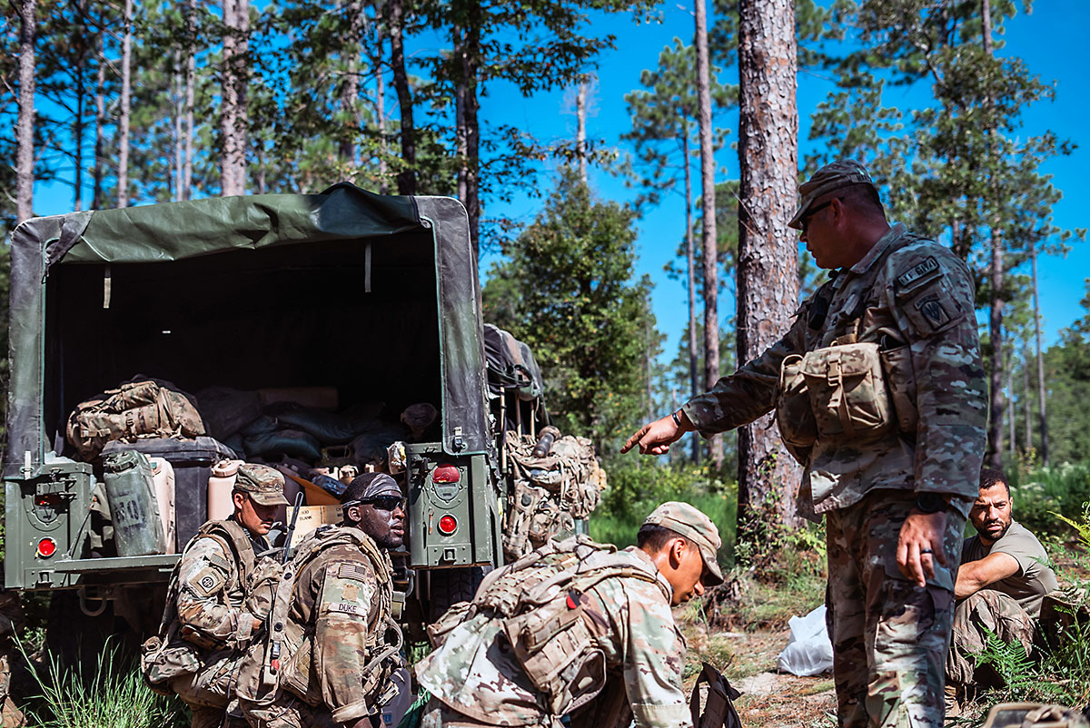 Soldiers from the 2nd Mobile Brigade Combat Team, 101st Airborne Division (Air Assault) take part in a medical training simulation, reacting to contact and treating casualties at the Joint Regional Training Center (JRTC) at Ft. Johnson, LA on August 18th, 2024. (Staff Sgt. Joshua Joyner, 101st Airborne Division)