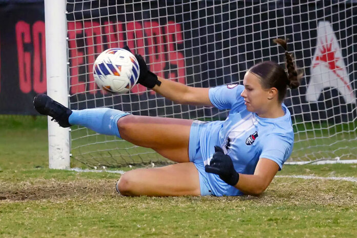 Lauryn Berry's Five Saves Lead Austin Peay State University to Scoreless Draw Against Southern Indiana. (Robert Smith, APSU Sports Information)
