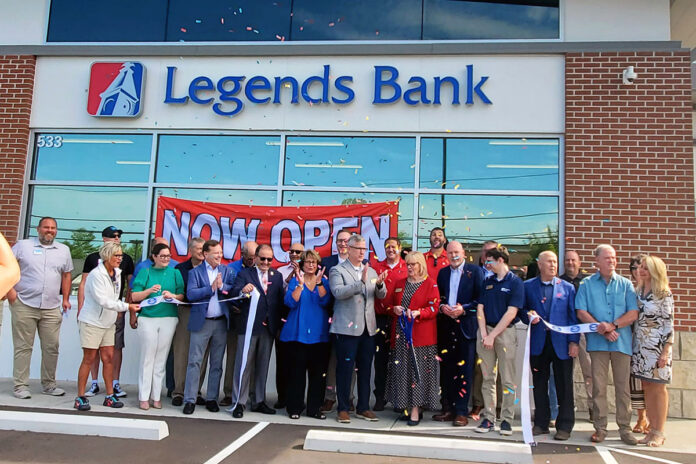 Ribbon cutting event at Legend Banks news Ashland City Branch.