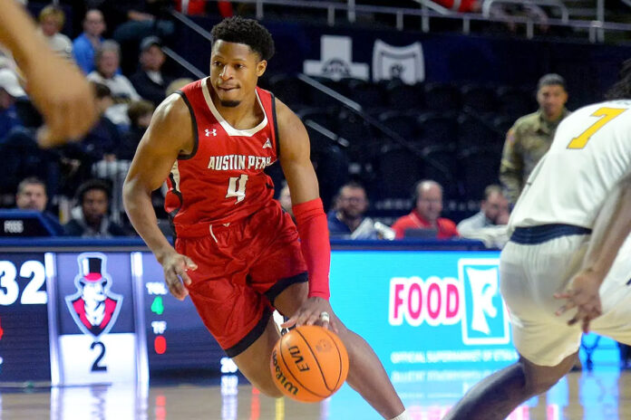 Austin Peay State University Men's Basketball Struggle in Johnson City, Fall to East Tennessee 79-57. (Carmille Blaylock, APSU Sports Information)