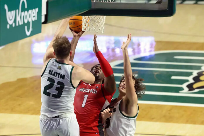 Austin Peay State University Men's Basketball forward Sai Witt Posts 21 Points in Tough Road Loss to Ohio. (Alex Allard, APSU Sports Information)