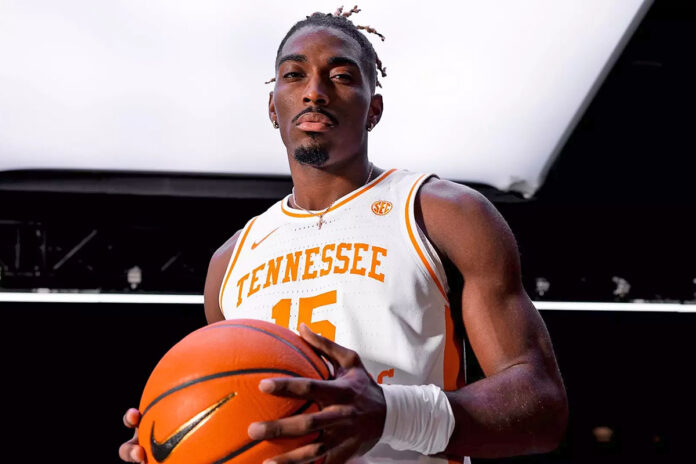 Tennessee Vols Basketball Seeks Eighth Win in Matchup With Syracuse at Food City Center. (UT Athletics)