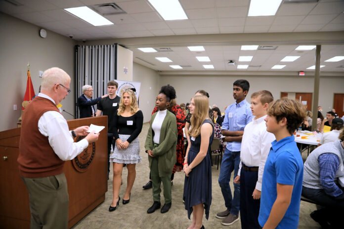 Teachers, Students, Veterans and local leaders at the Annual Kiwanis Interview a Veteran Essay Contest