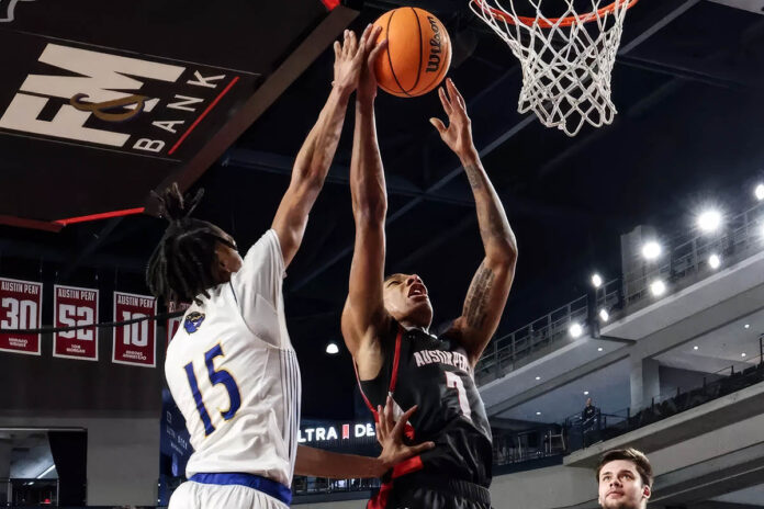 Austin Peay State University Men's Basketball Looks to Build on Triple-Double Performance. (Karley Livingston, APSU Sports Information)