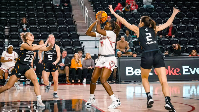La'Nya Foster Shines with 22 Points as Austin Peay State University Women's Basketball Defeats North Alabama 71-60. (Karley Livingston, APSU Sports Information)