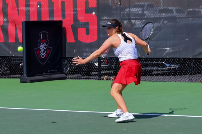 Austin Peay State University Women's Tennis Drops Road Contest to Murray State. (APSU Sports Information)