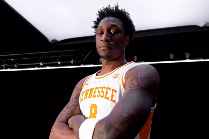 #8 Tennessee Men's Basketball Looks to Defend Home Court Against #5 Florida in SEC Battle. (UT Athletics)