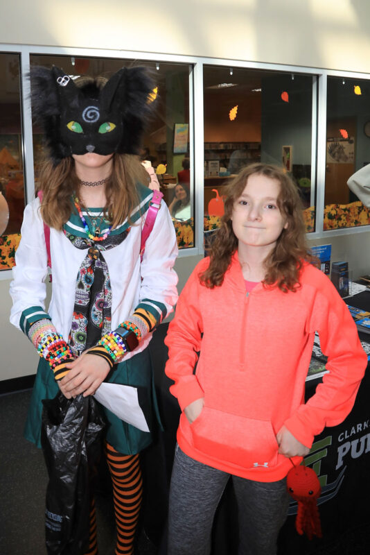 Aria Sharp and Ellie Wright
