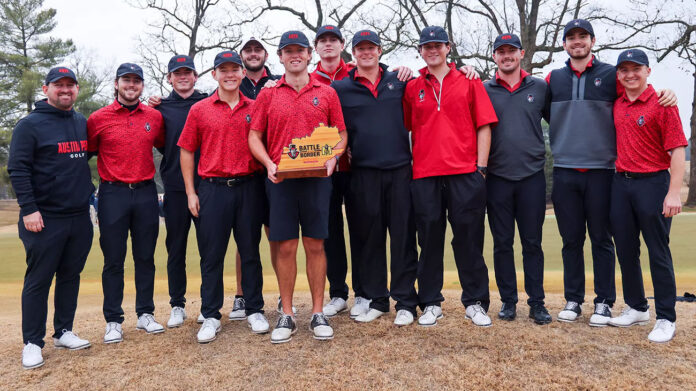 Austin Peay State University Men's Golf Storms Back to Defeat Murray State, Secure Second-Straight Battle of the Border Win. (Casey Crigger, APSU Sports Information)