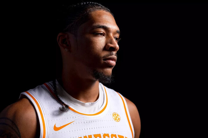 Tennessee Men's Basketball Closes Regular Season at Food City Center Against South Carolina. (UT Athletics)