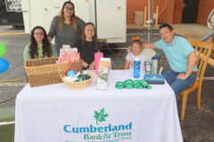 Dasia, Ashley, McKenzie, Charlotte, and Daniel McCaslin with Cumberland Bank.