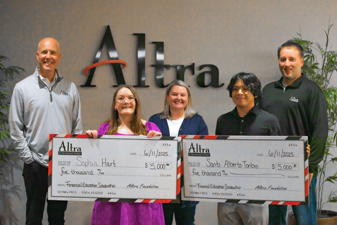 (L to R) Kevin Strangman, (Foundation Board President), Sophia H., Danielle Anderson (Foundation Scholarship Coordinator), Santi T., and Scott Herdeman (Foundation Treasurer).
