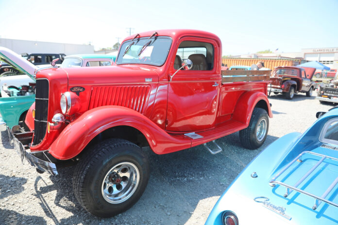 Folks having fun and helping out at a recent Clarksville Cruisers Car Show that benefited YaiPak. (Clarksville Living Magazine, Tony Centonze)