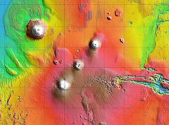 NASA’s Mars Odyssey Orbiter Snaps Rare Horizon View of Volcano Amid Morning Ice Clouds -2