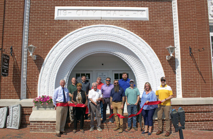 City of Clarksville and Project Leaders cut the ceremonial ribbon, formalizing the replacement of the Arch at 106 Public Square.