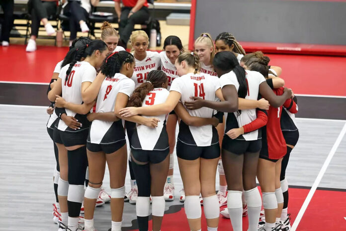 Austin Peay State University Volleyball Struggles in Stacheville Challenge Openers Against Murray State, Xavier. (Karley Livingston, APSU Sports Information)