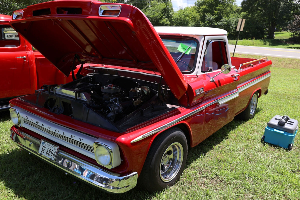 Car-Cruise In Car-Cruise In