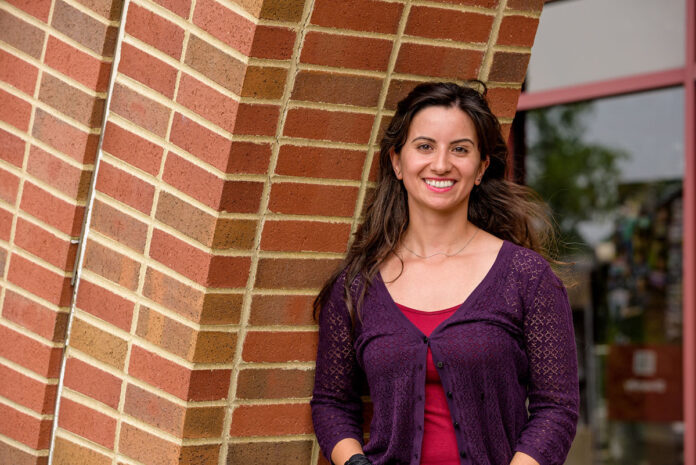 Soulaf Abas, an award-winning painter and printmaker from Damascus, Syria. (Contributed photo) Soulaf Abas, an award-winning painter and printmaker from Damascus, Syria. (Contributed photo)