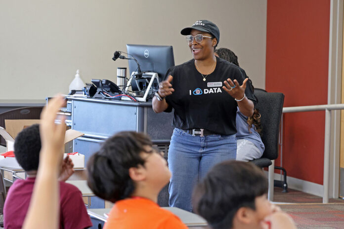 Dr. Mary Akinyemi, an associate professor in the Austin Peay State University’s Department of Mathematics and Statistics, works with students during the university’s first Data Science Summer Camp, which recently received grant funding for next summer. (APSU)