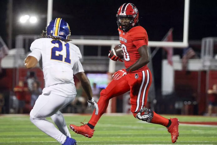 #23 APSU Football Looks to Extend Momentum in Homecoming Game against North Alabama. (Carder Henry, APSU Sports Information) #23 APSU Football Looks to Extend Momentum in Homecoming Game against North Alabama. (Carder Henry, APSU Sports Information)