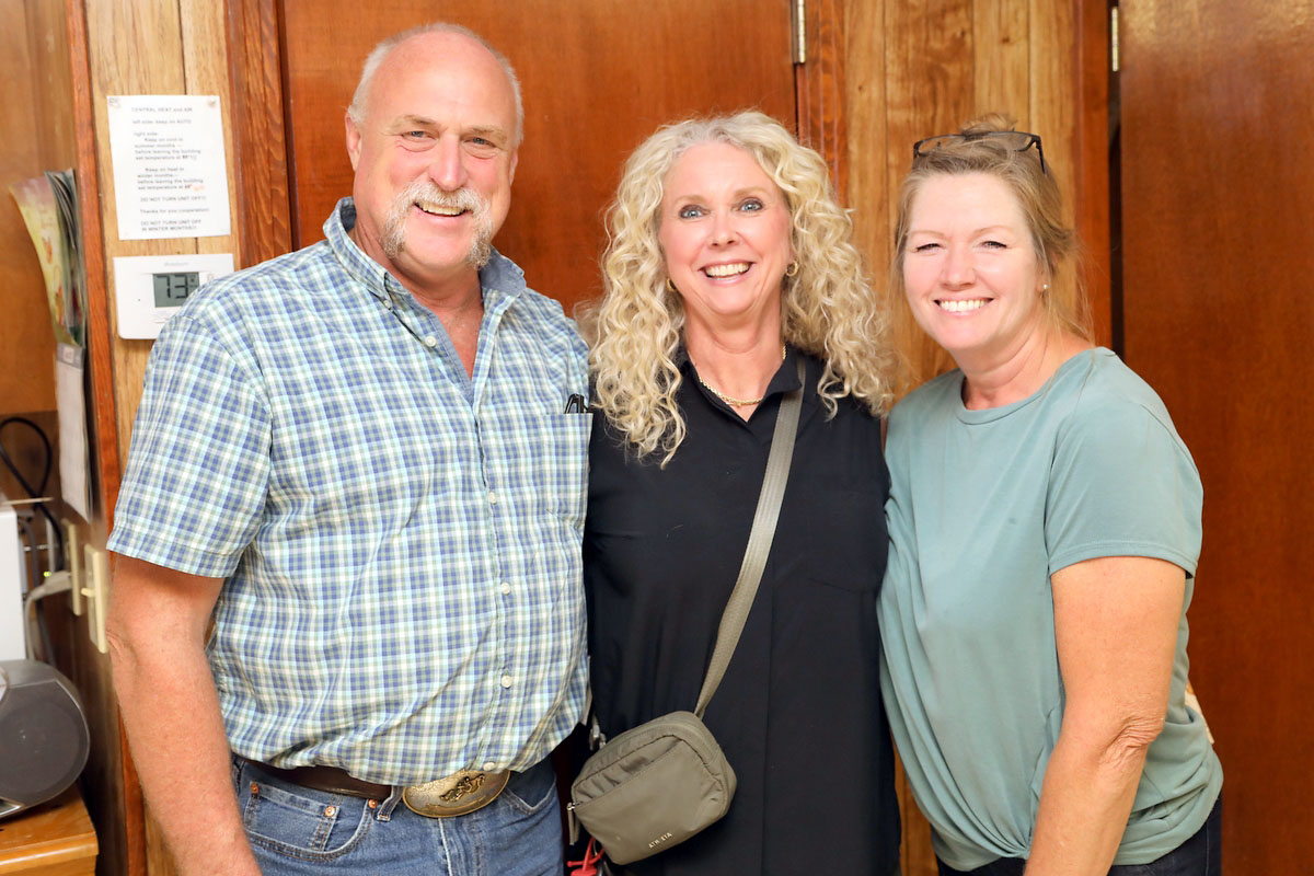 Dotsonville Community Center hosts annual Ice Cream Social Dotsonville Community Center hosts annual Ice Cream Social