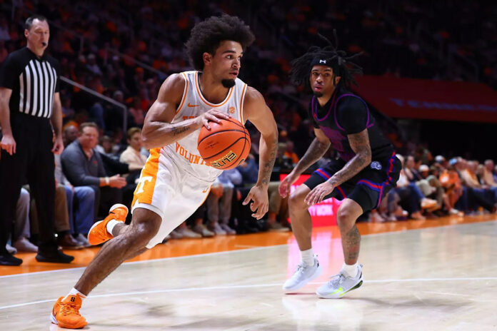 Tennessee Men's Basketball Caps Homestand in Style with Blowout Win Over Tennessee State. (UT Athletics)