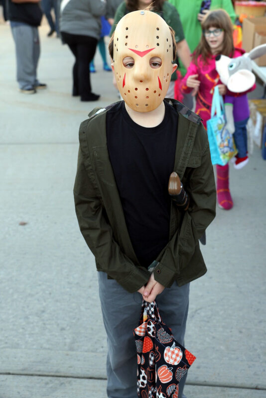Hilltop Supermarket's Trunk or Treat event. (Mark Haynes, Clarksville Online)