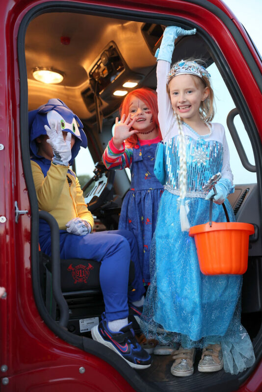 Hilltop Supermarket's Trunk or Treat event. (Mark Haynes, Clarksville Online) Hilltop Supermarket's Trunk or Treat event. (Mark Haynes, Clarksville Online)