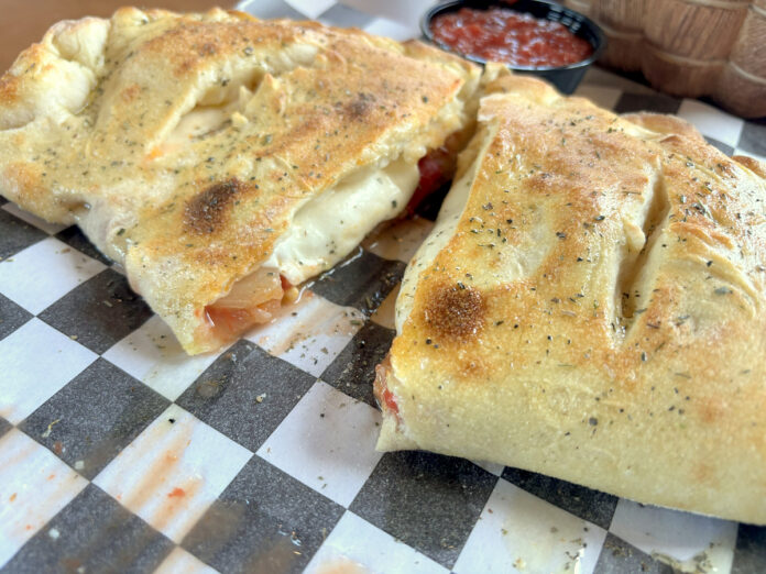 Busted Knuckle Pizzeria