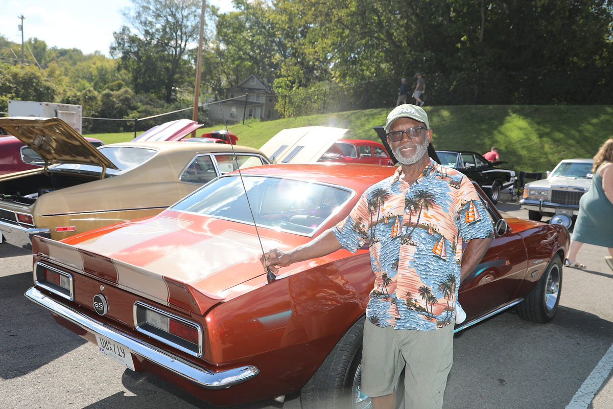 1st Annual Loaves & Fishes Benefit Car Show. (Tony Centonze, Clarksville Living Magazine) 1st Annual Loaves & Fishes Benefit Car Show. (Tony Centonze, Clarksville Living Magazine)