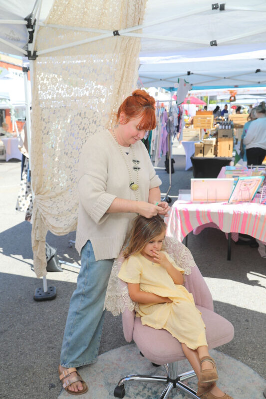 Sunday on Strawberry. (Tony Centonze, Clarksville Living Magazine)