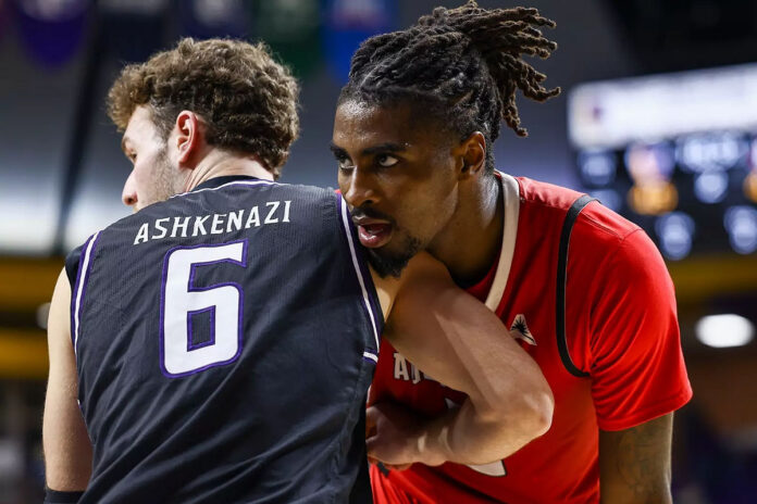 Austin Peay State University Men's Basketball Falls to Lipscomb in Back-and-Forth ASUN Battle. (Knox Rives, APSU Sports Information)