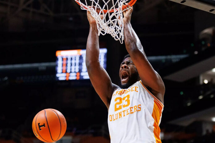 Tennessee Men's Basketball Faces #18 Arkansas in High-Profile SEC Showdown at Bud Walton Arena. (UT Athletics)