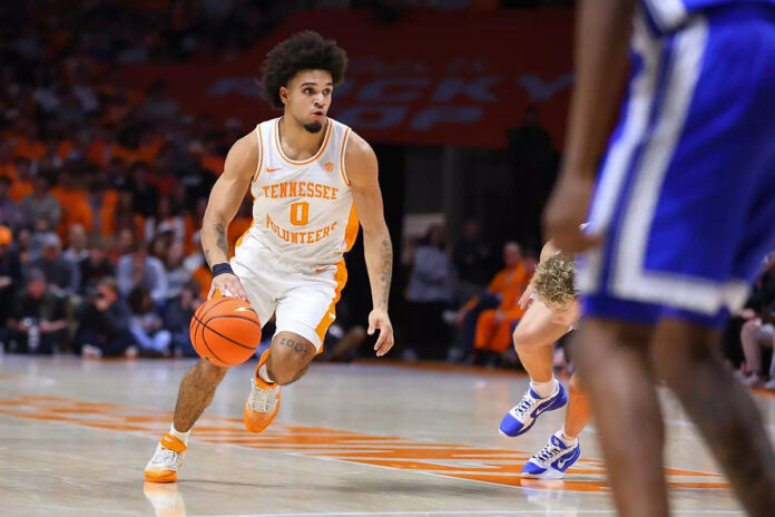 Tennessee Men’s Basketball Falls to Kentucky in Tight SEC Battle. (UT Athletics)