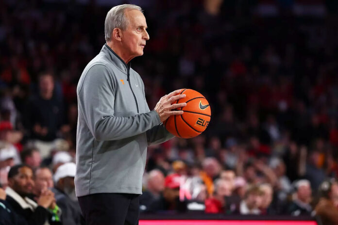 Tennessee Men's Basketball Earns Overtime Road Win at Georgia for Rick Barnes’ 850th Victory. (UT Athletics)