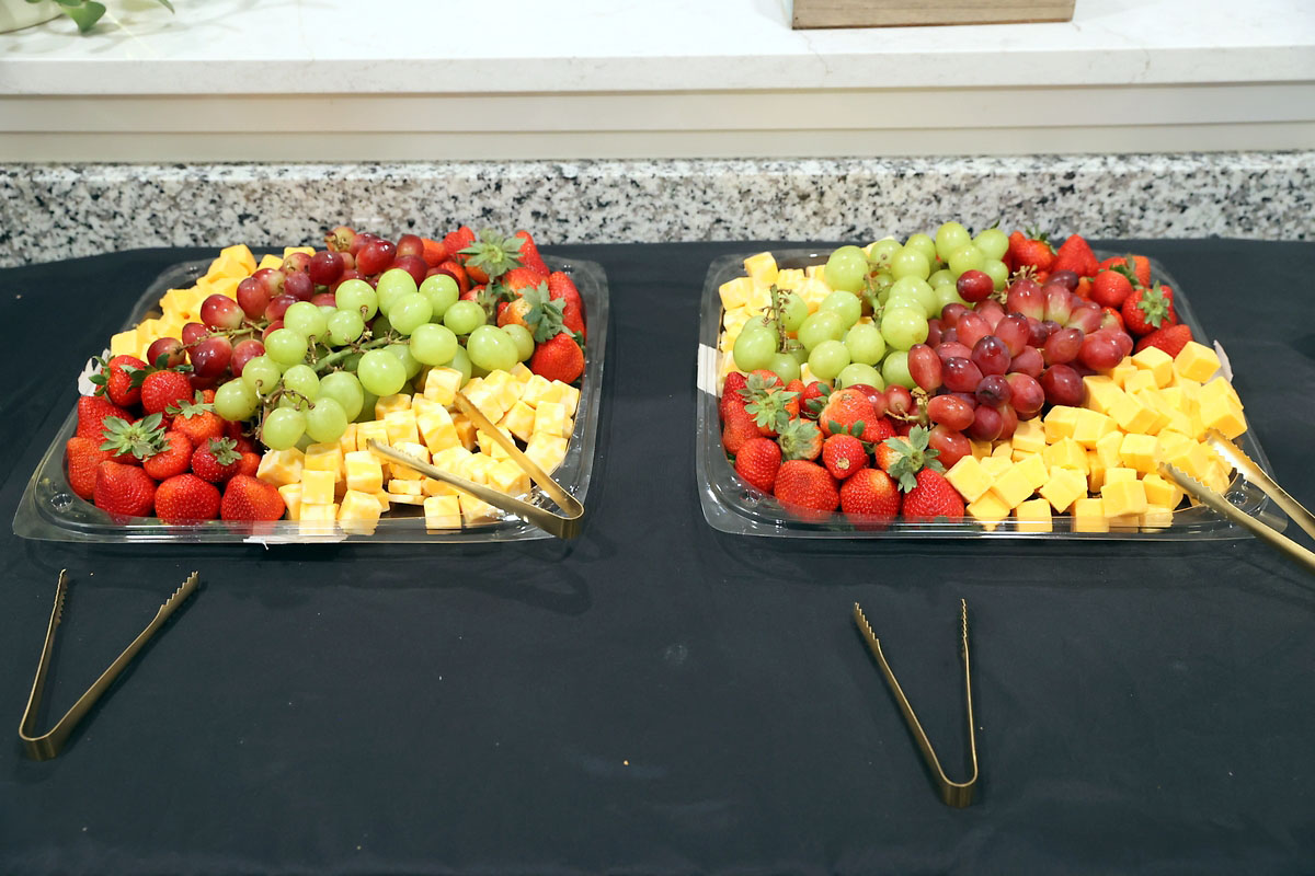 Clarksville Area Chamber of Commerce Brings Business After Hours to Jodi’s Cabinet Sales. (Mark Haynes, Clarksville Online) Clarksville Area Chamber of Commerce Brings Business After Hours to Jodi’s Cabinet Sales. (Mark Haynes, Clarksville Online)