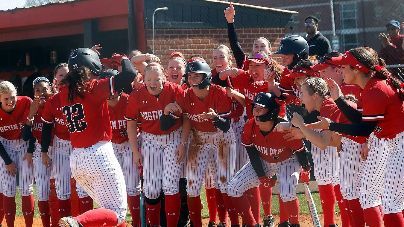 APSU Softball Rolls Past Stonehill and Southern Indiana in Governors Classic Opener